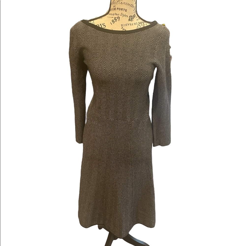 Warm stretchy Ann Taylor dress size small